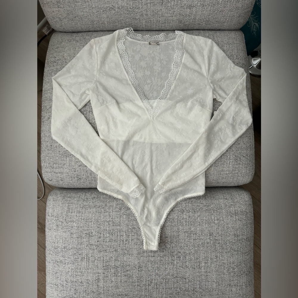 Free People Imtimately white thong bodysuit - Picture 1 of 9